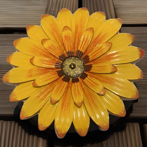 Hobby Lobby Other - Sunflower Metal Wall Sign 15.9 in.